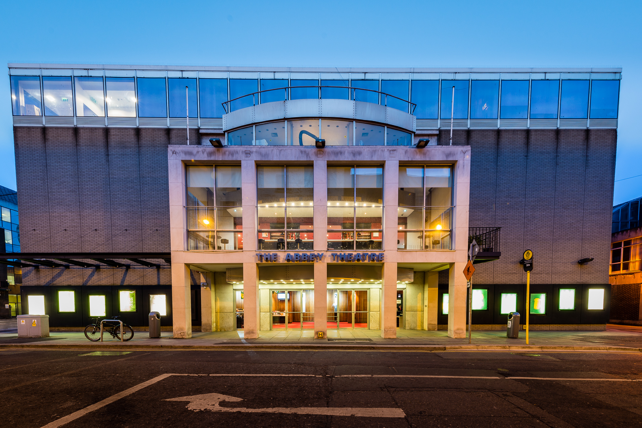 L'Abbey Theatre - picturesbyJOE