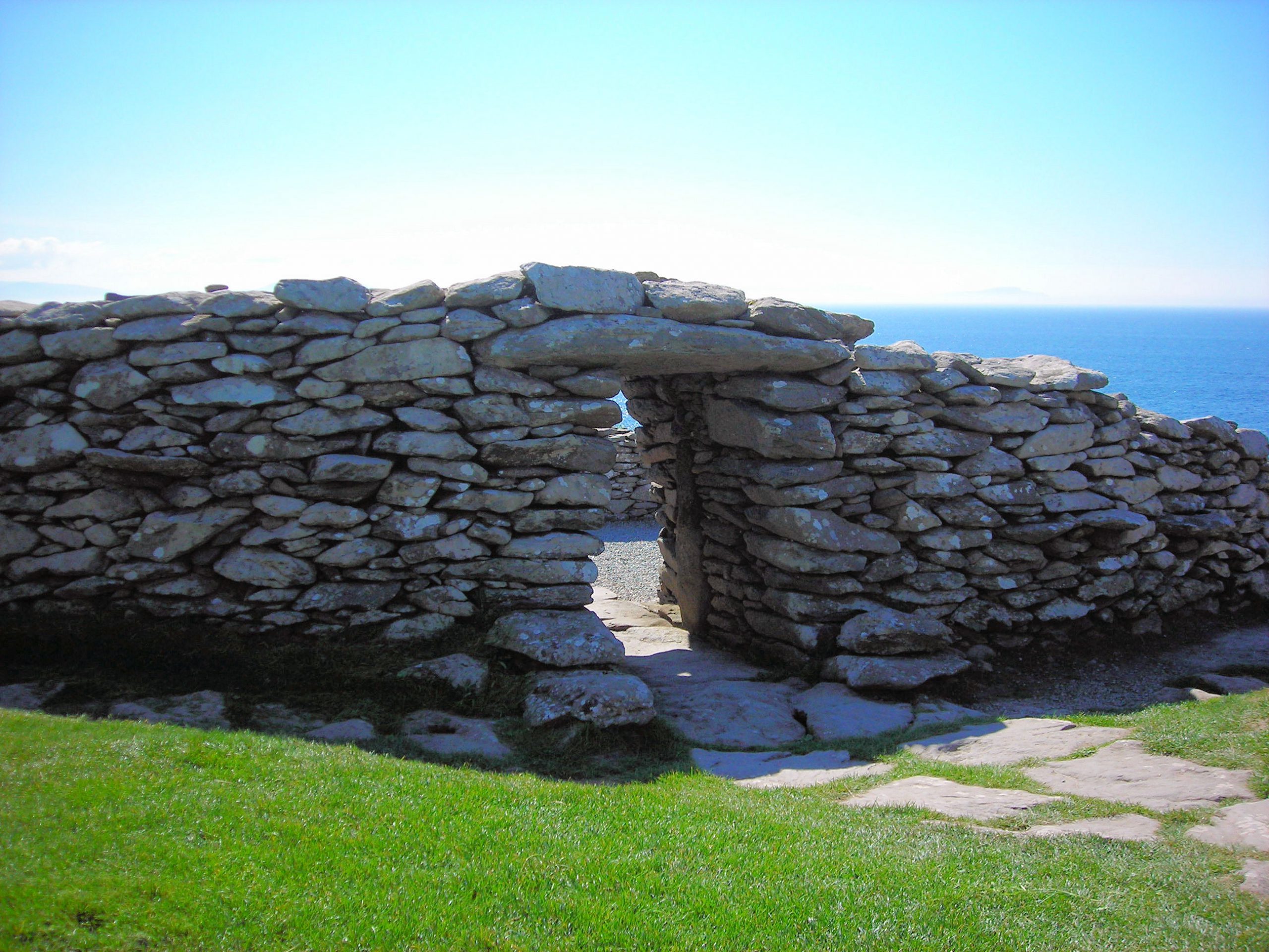 Le Dunbeg Fort - Jim Linwood - cc