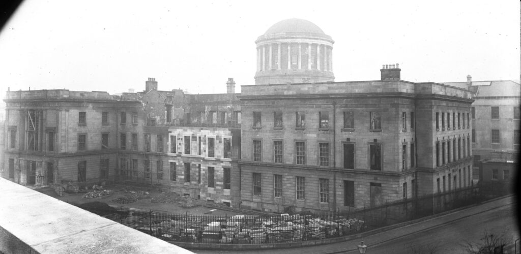 The Four Courts in the midst of the Irish Civil War - Public domain