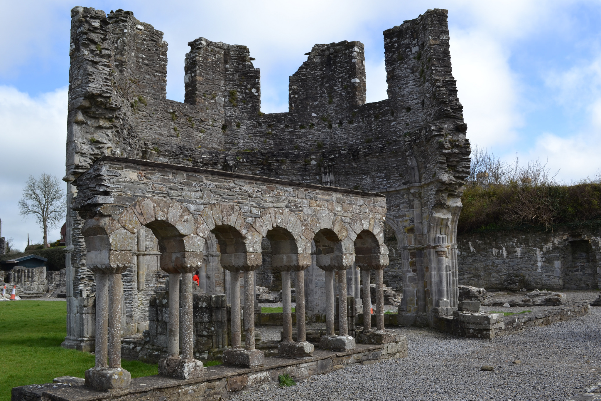 La Mellifont Abbey - Regina Magazine - cc