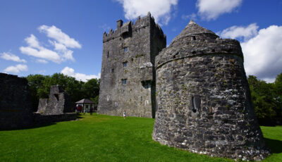 aughnanure castle 2