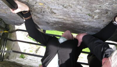 The eloquence stone at Blarney Castle - Cyril Doussin - cc