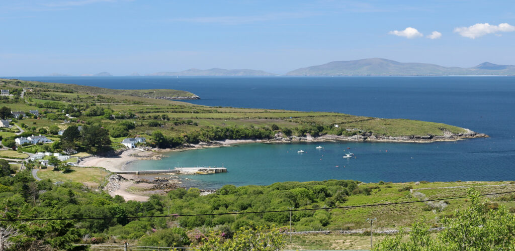 Kells Bay Irish bay in County Kerry • Guide