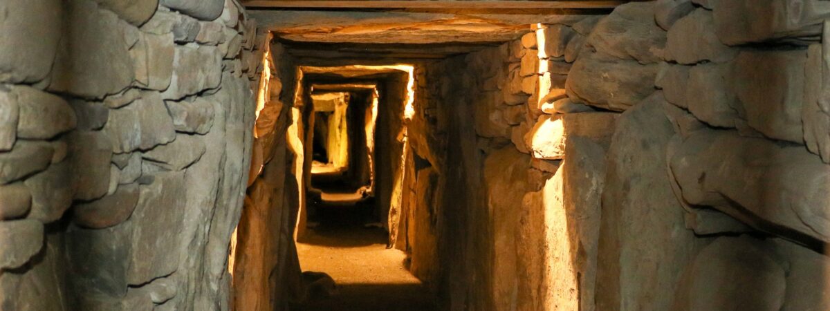 Knowth - © Hanging Bear Media