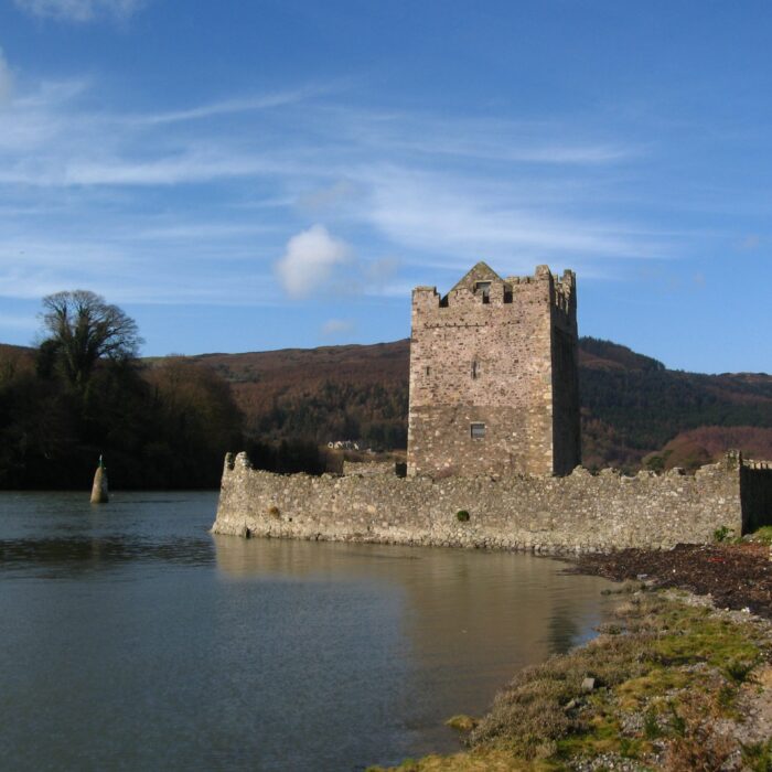 narrow water castle 2 scaled