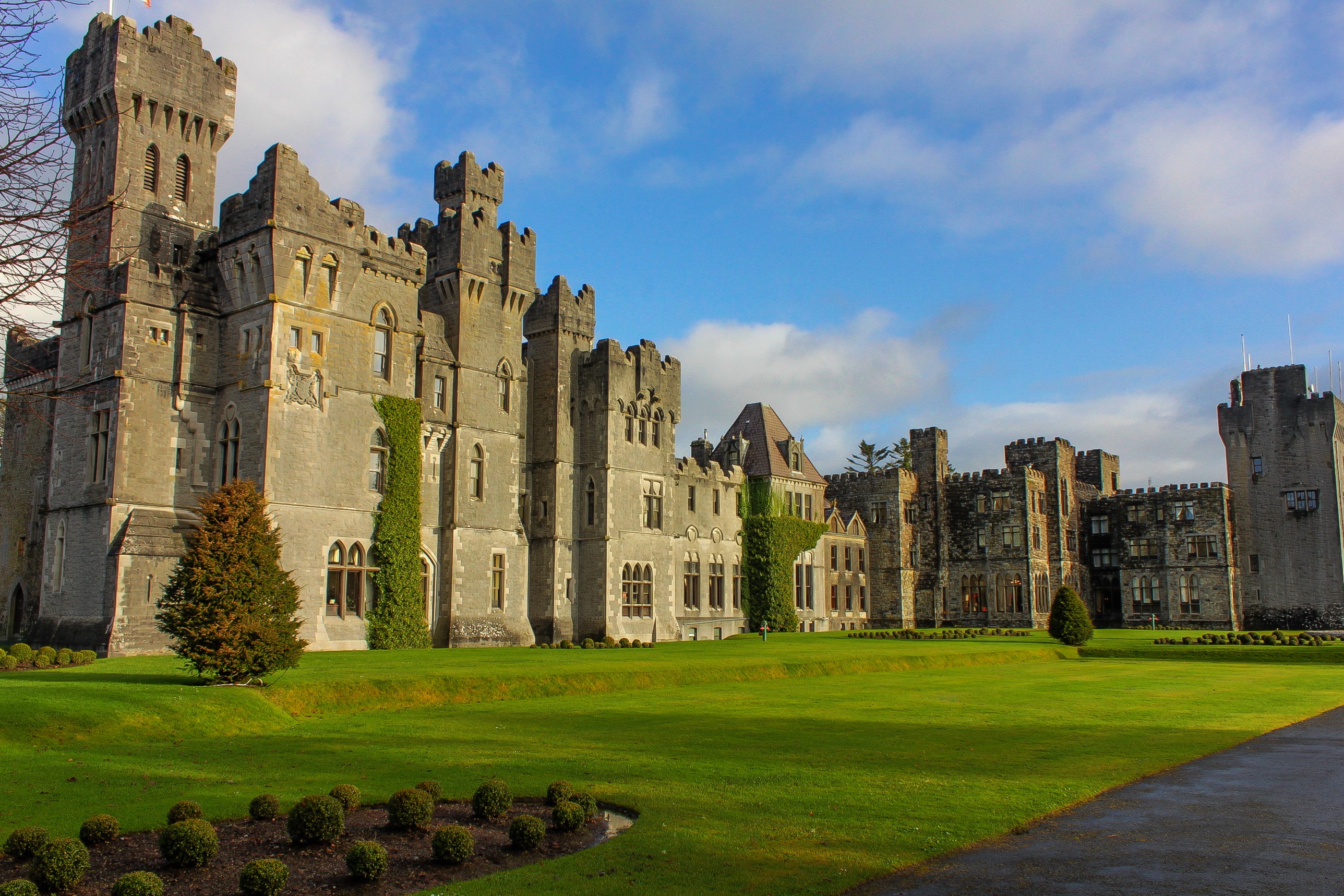 Le Ashford Castle – Bob Familiar – cc