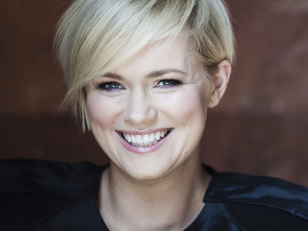 cecelia ahern scaled