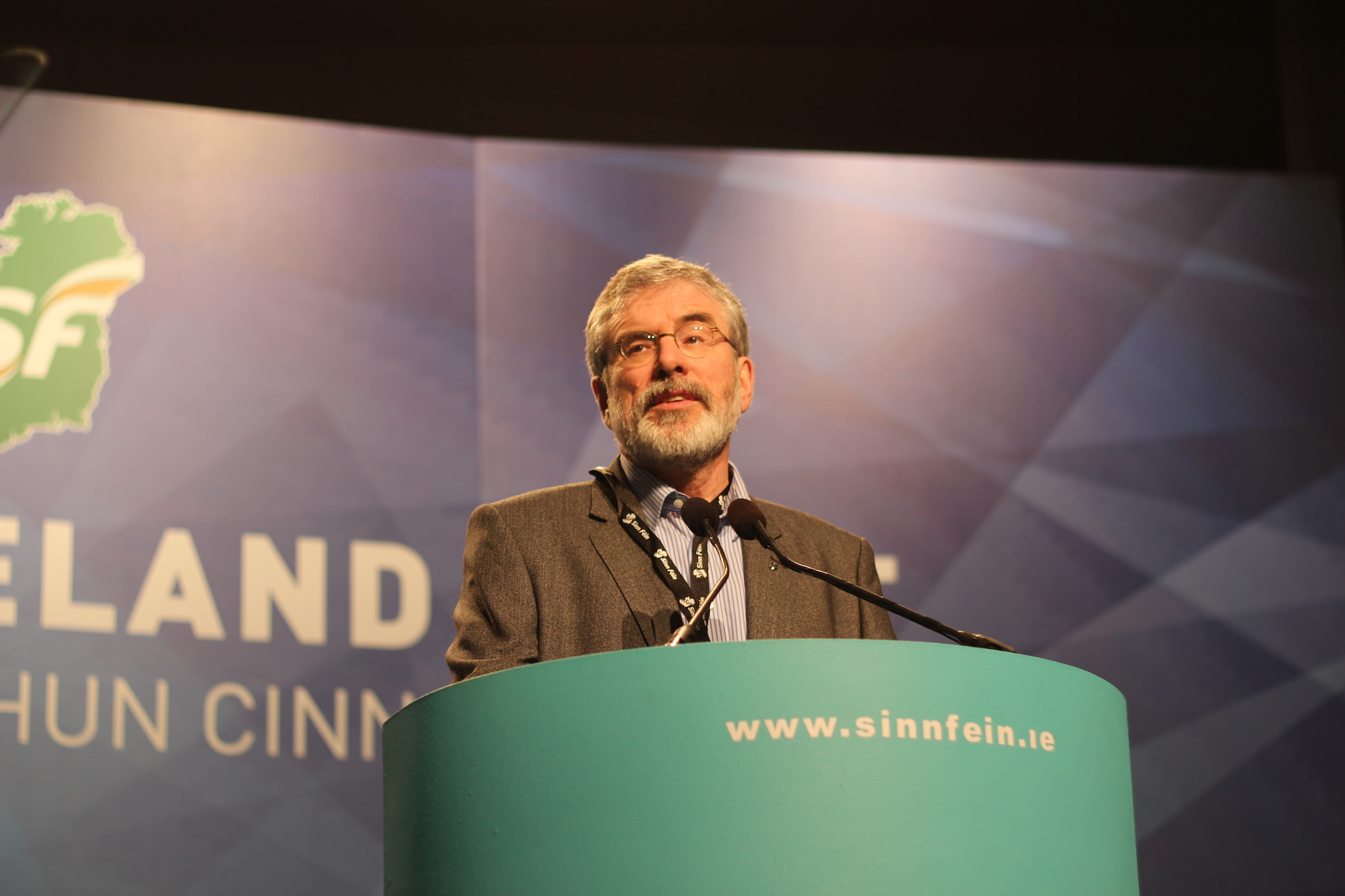 Gerry Adams, un membre du Sinn Féin - Sinn Féin - cc