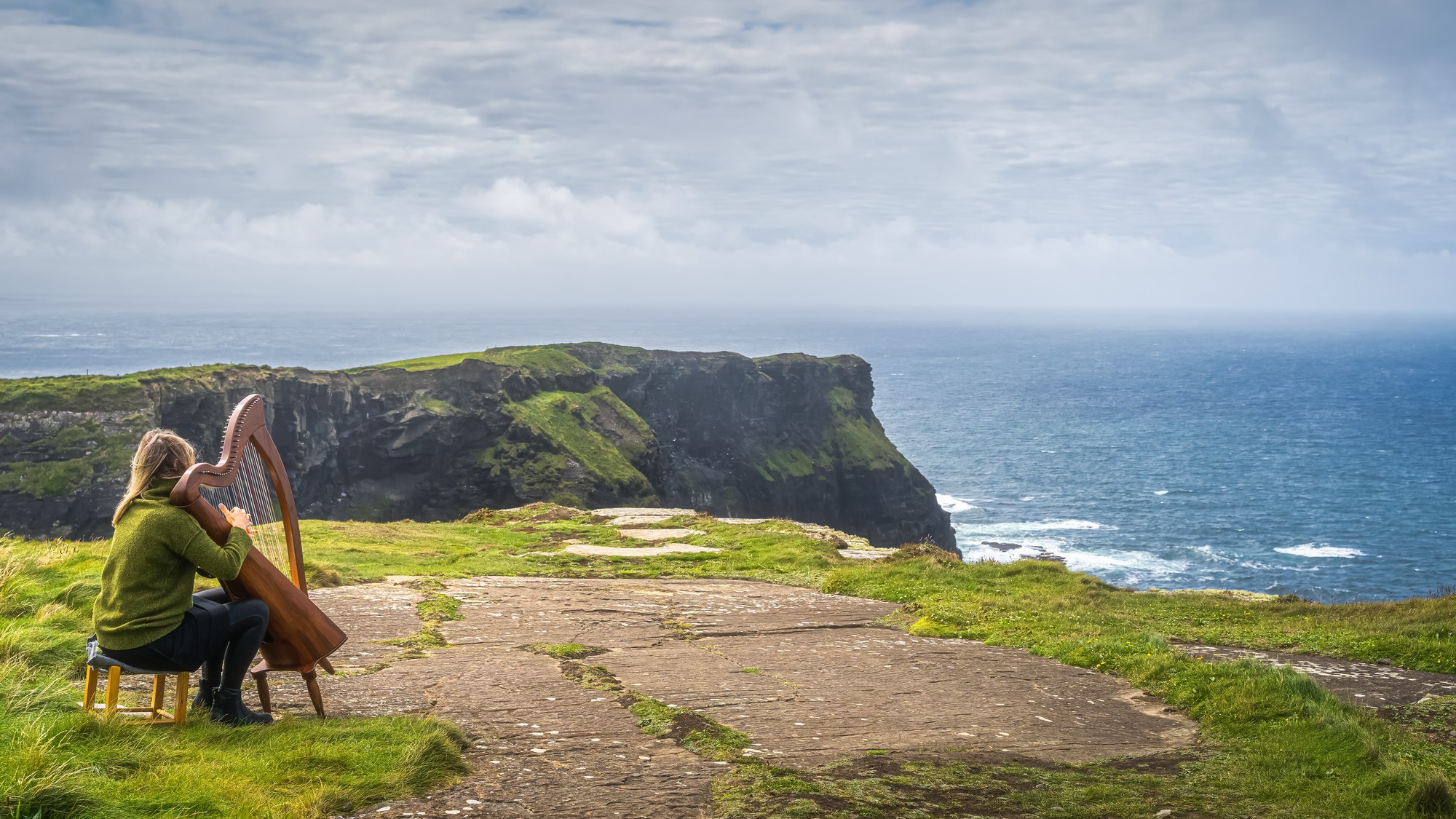 Une joueuse de Harpe en Irlande - © Dawid