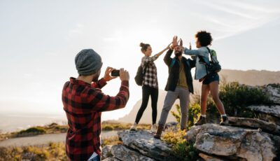 How to call in Ireland? 2 Enjoy your smartphone in Ireland, in the city or the country! - Jacob Lund