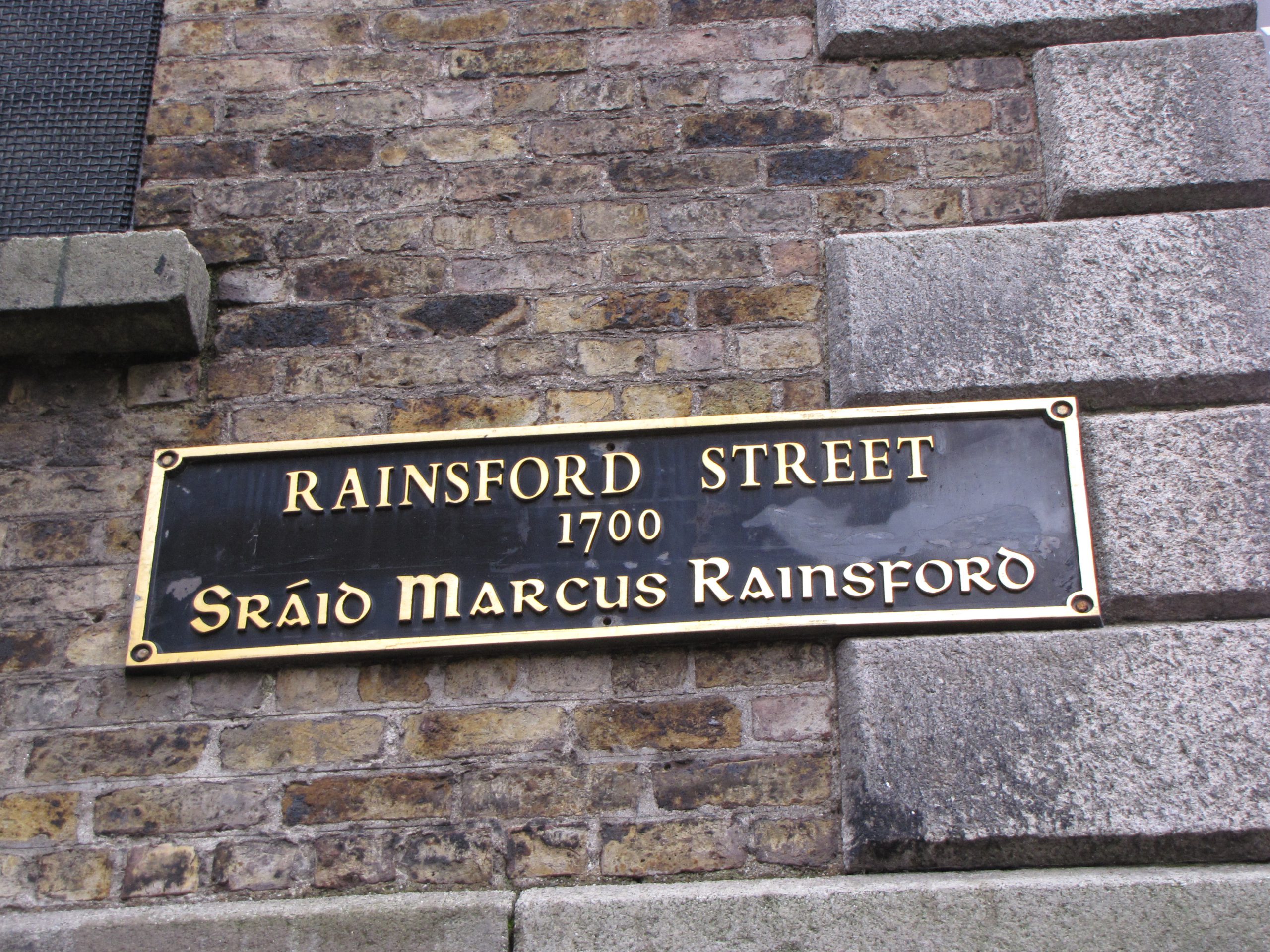 Une plaque en gaélique irlandais - Ben - cc