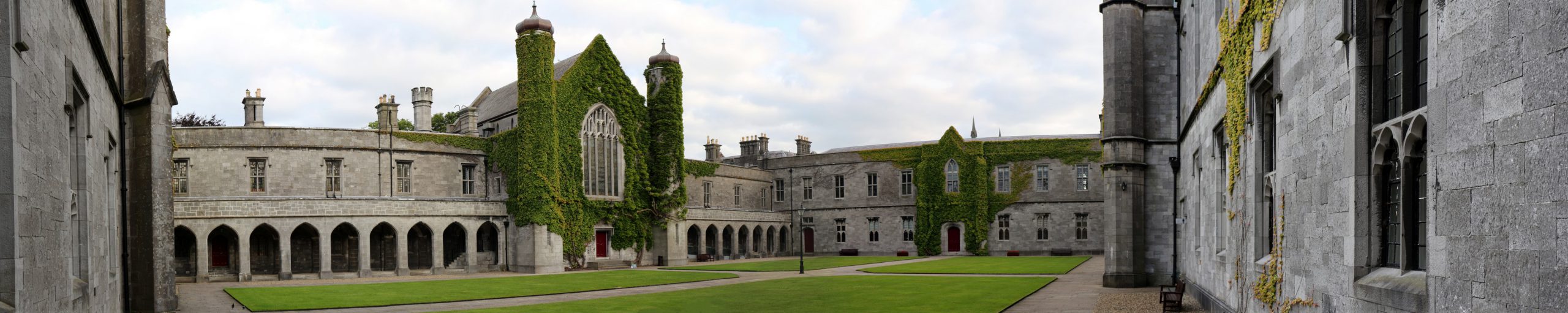 La Galway University - Chris Sloan - cc