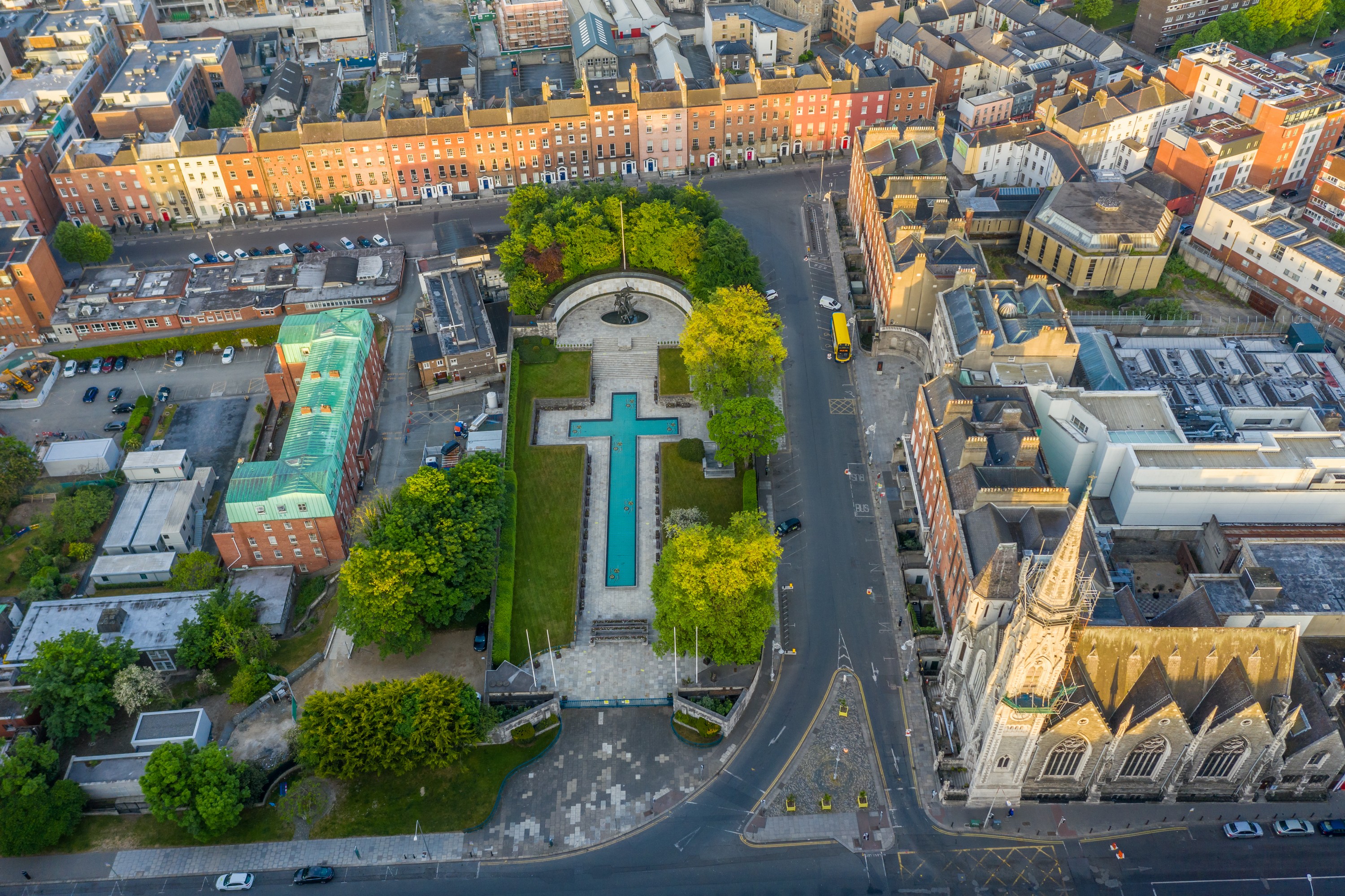 Garden of Remembrance (Jardin du souvenir) à Dublin - © Irish Drone Photography