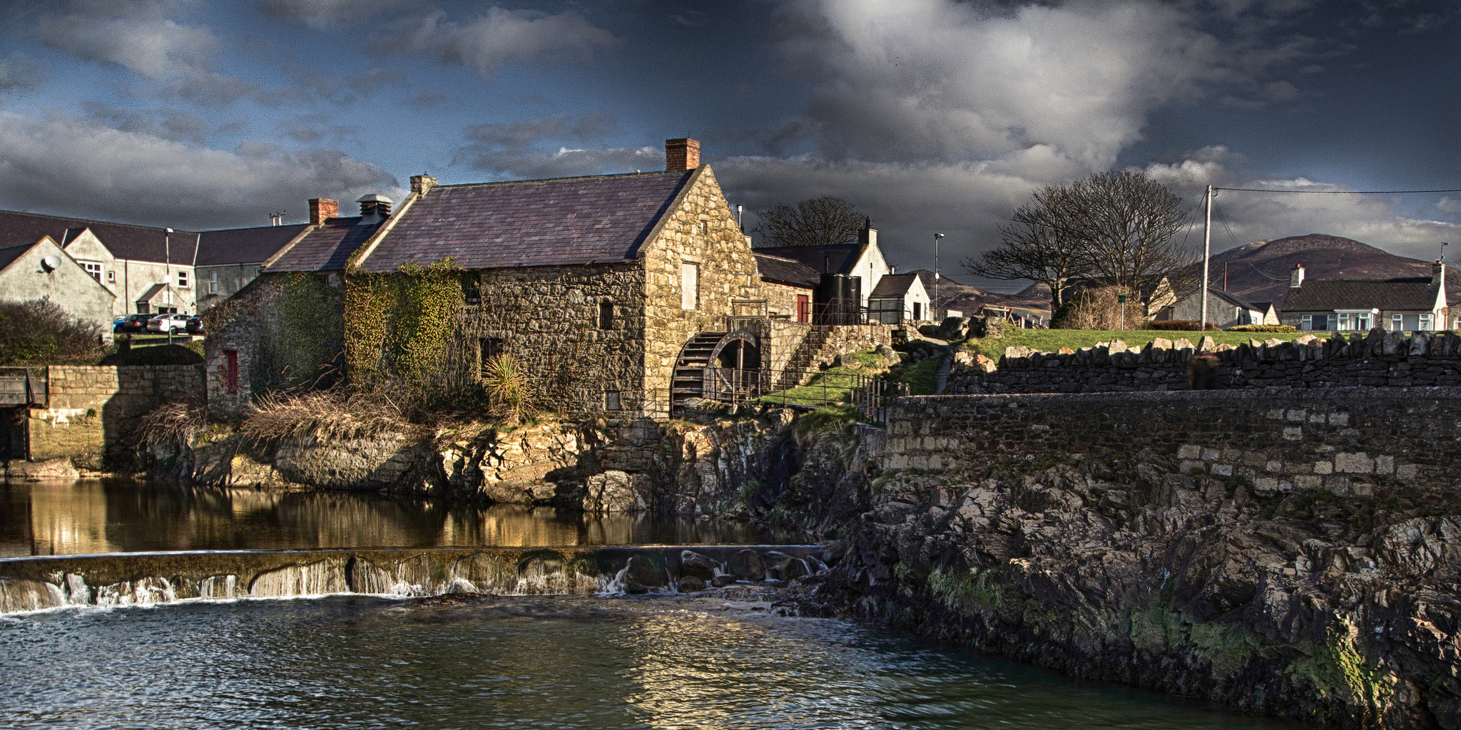 L'Annalong Corn Mill - <a href=
