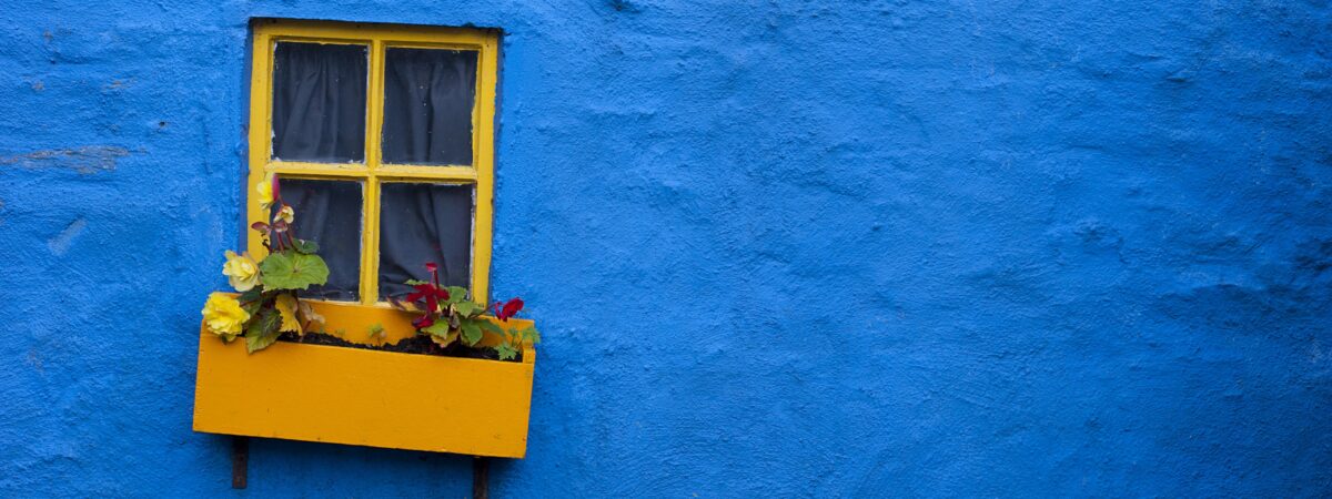 Une façade de maison en Irlande - © Gabriel Cassan