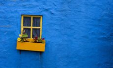 Une façade de maison en Irlande - © Gabriel Cassan