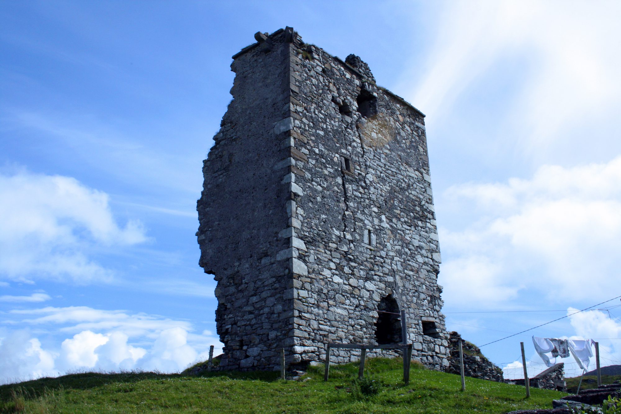 Le Renvyle Castle - <a href='https://www.flickr.com/photos/22746515@N02/2410157438/' target='_blank' rel=