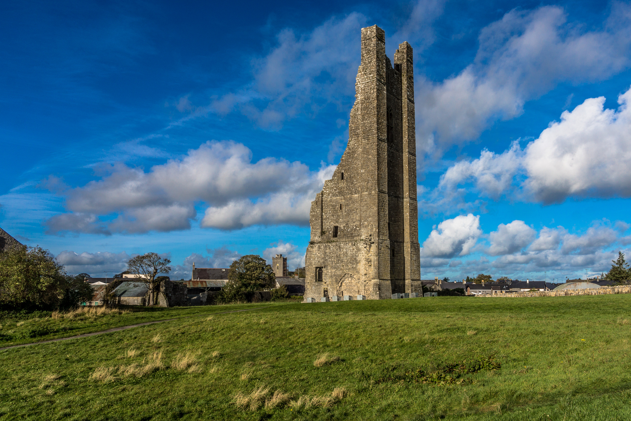 Le Yellow Steeple - <a href=