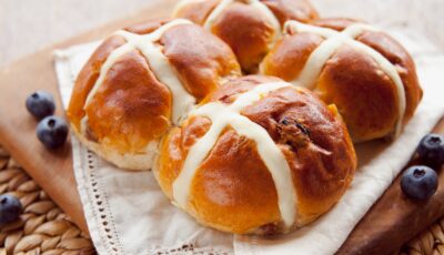hot cross buns