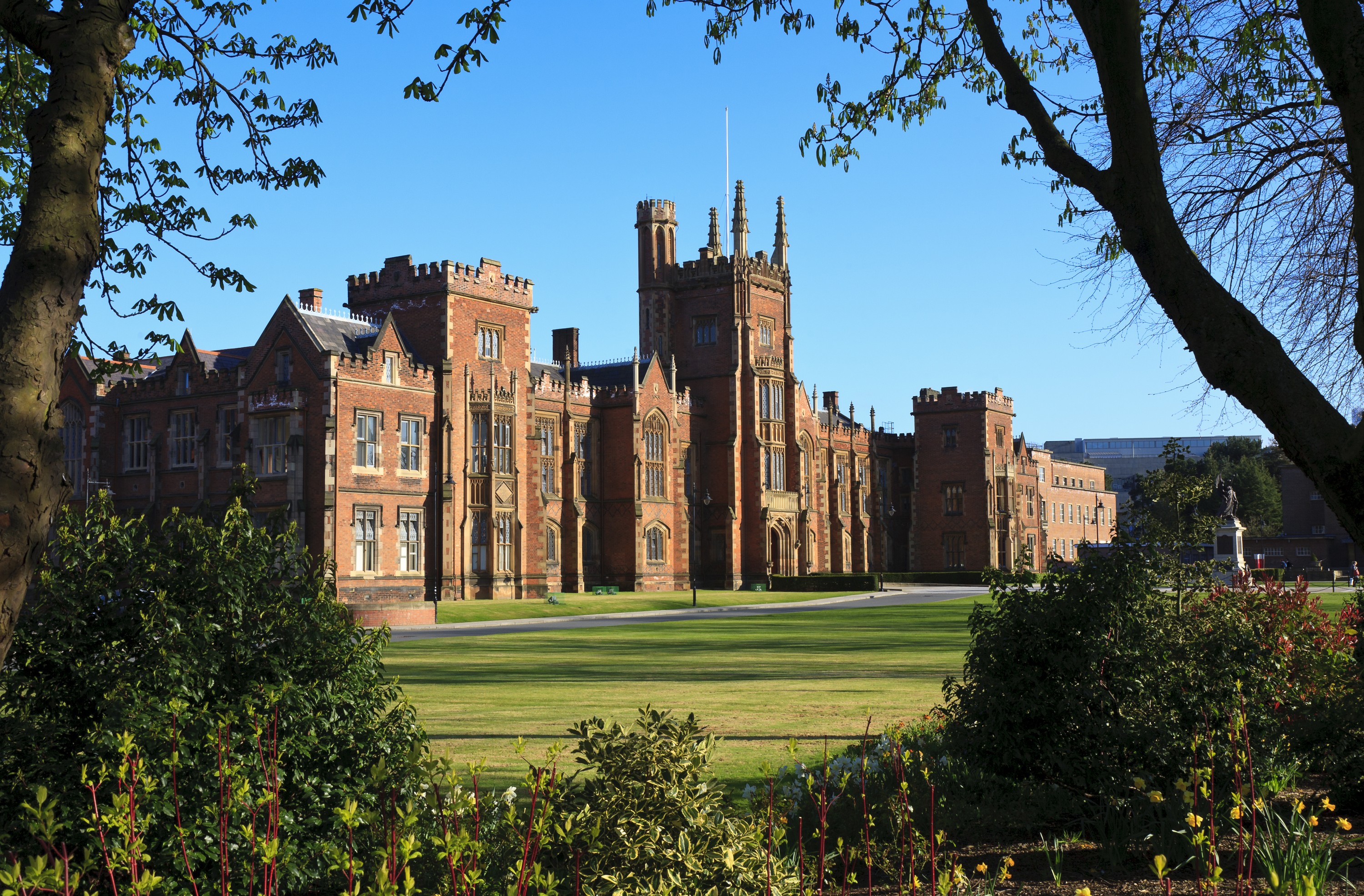 La Queen's university of Belfast - © Anthony Brown
