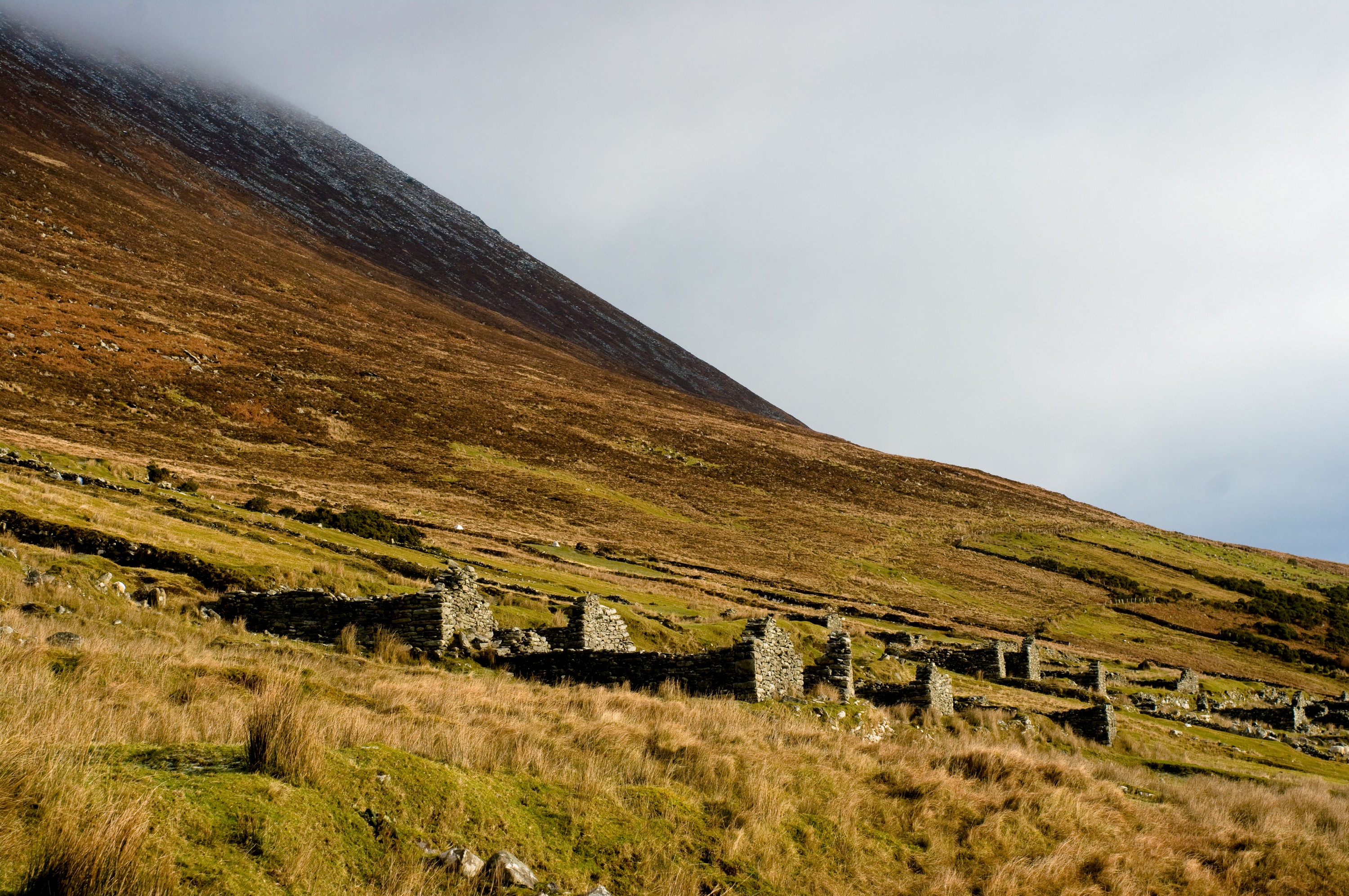 Le village de Slievemore – Guanatos Gwyn – cc