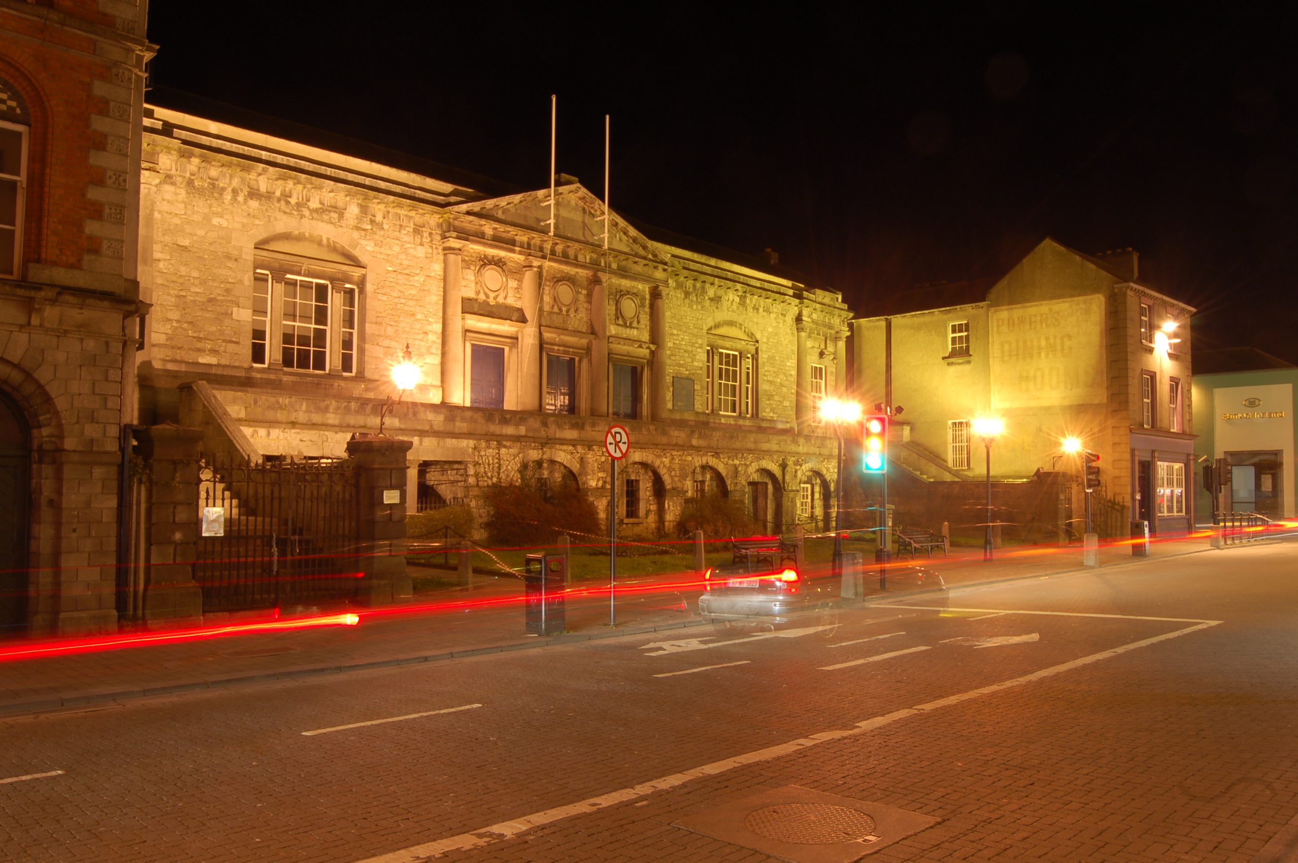 La Grace's Courthouse - stephenhanafin - cc