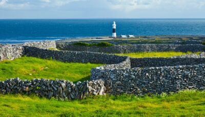 inisheer lighthouse