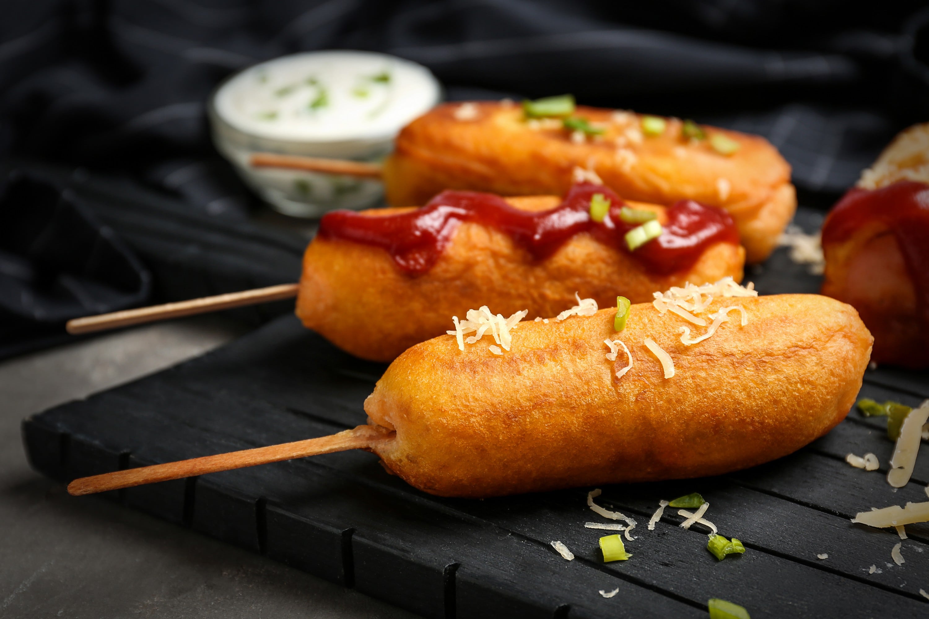 Des battered sausages - © Africa Studio 