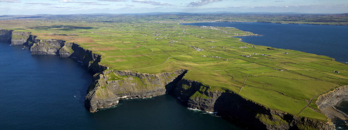 Cliffs of Moher - © Chris Hill Photographic 2007 +44(0) 2890 245038