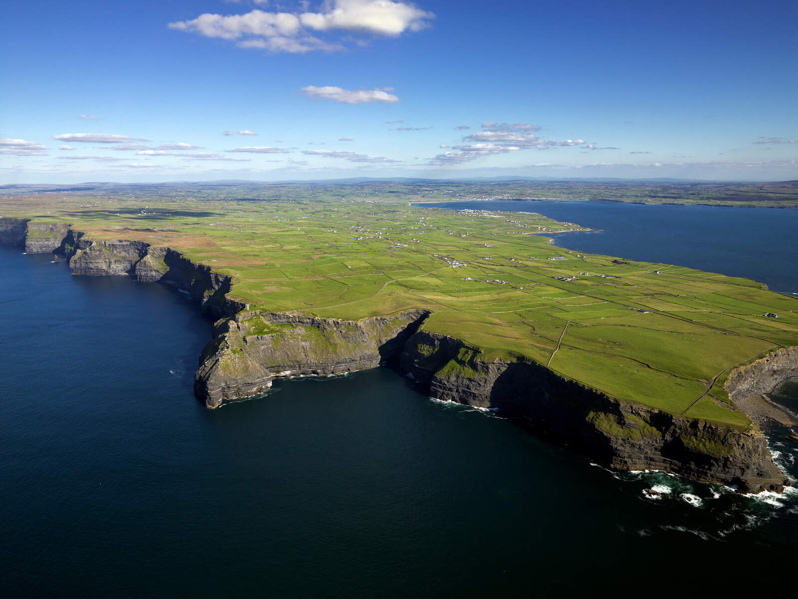 Cliffs of Moher - © Chris Hill Photographic 2007 +44(0) 2890 245038