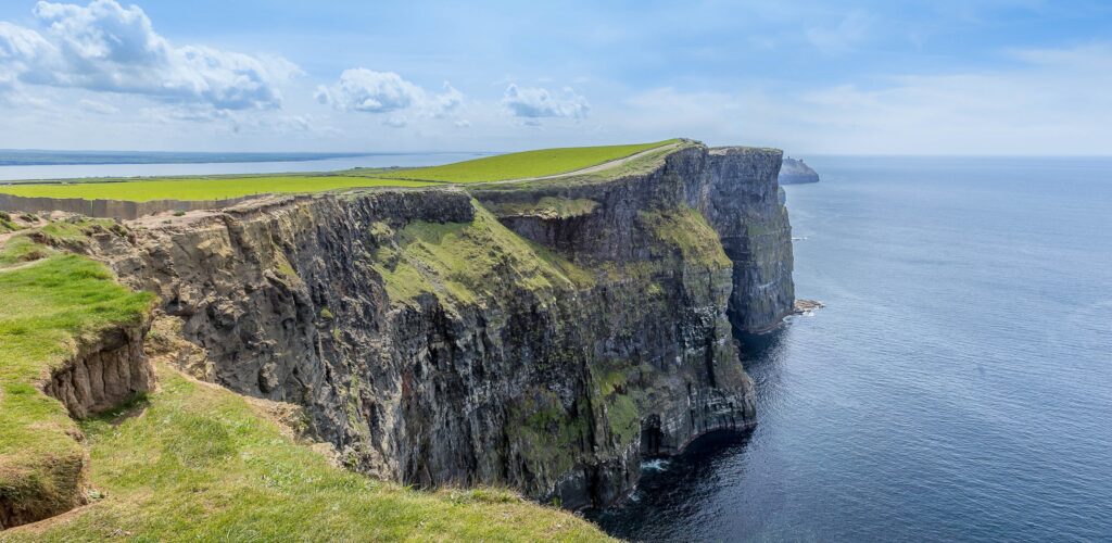 DRAMA – A student falls from the Cliffs of Moher for a selfie