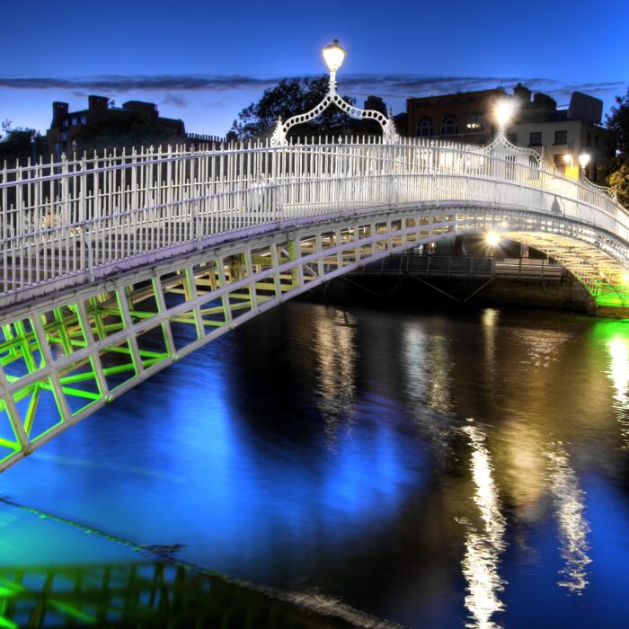 ha penny bridge dublin