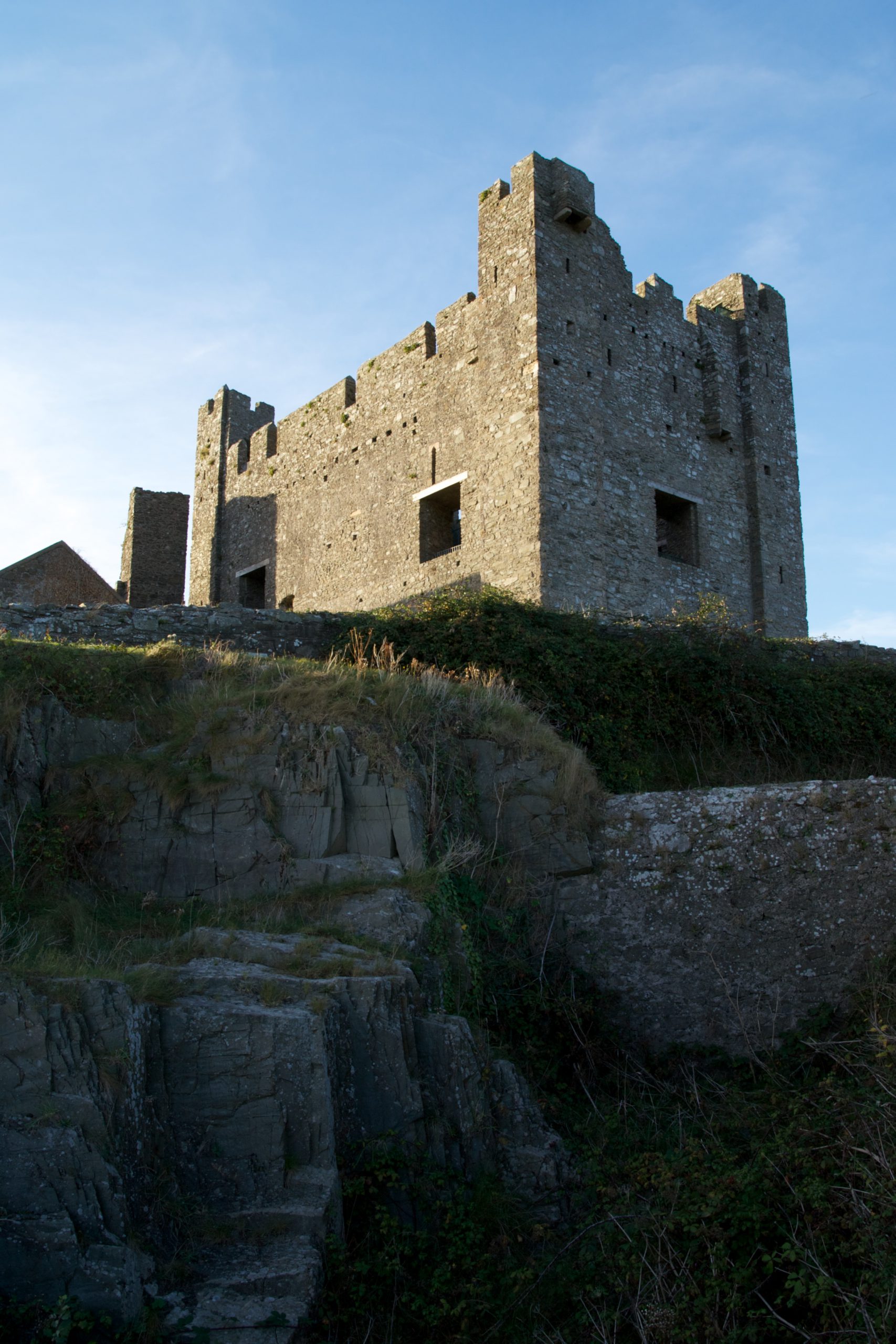 Le Greencastle royal castle - Richard Browne - cc