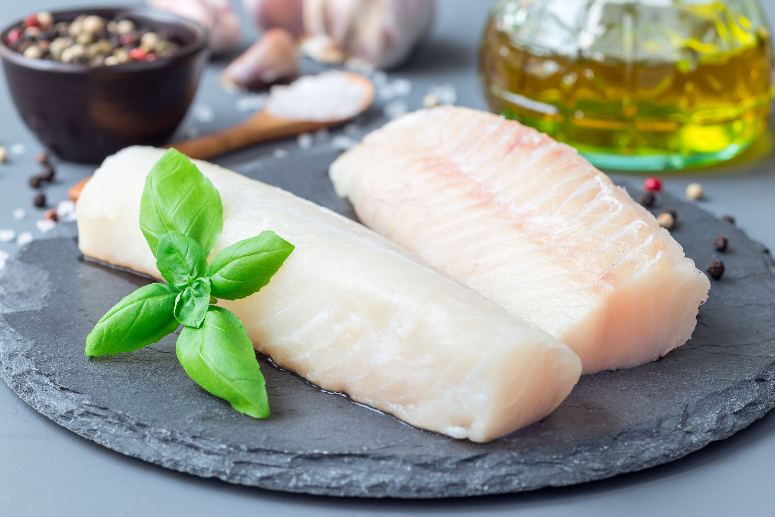 Un cabillaud (fresh cod en anglais) - iuliia_n