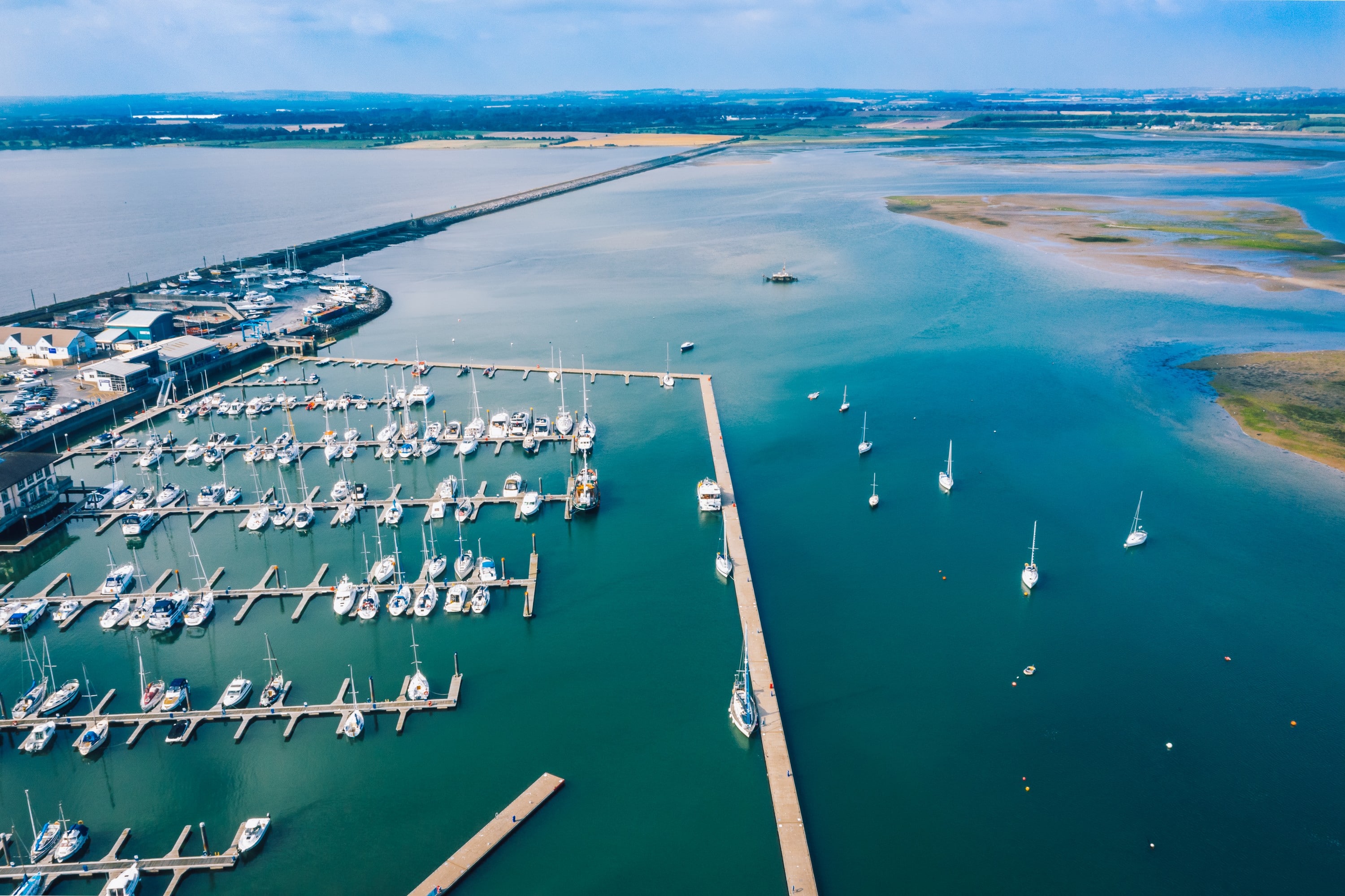Vue aérienne du port de Malahide - © Lucian