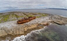 bateau abandonne inisheer