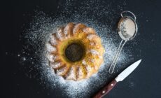 irish cream bundt cake scaled