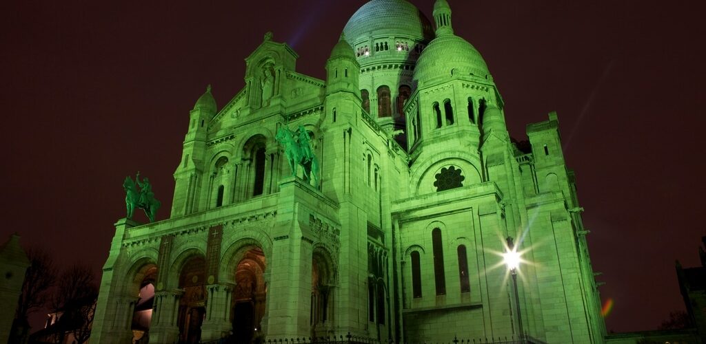 Le Sacré Coeur en vert pour la Saint Patrick