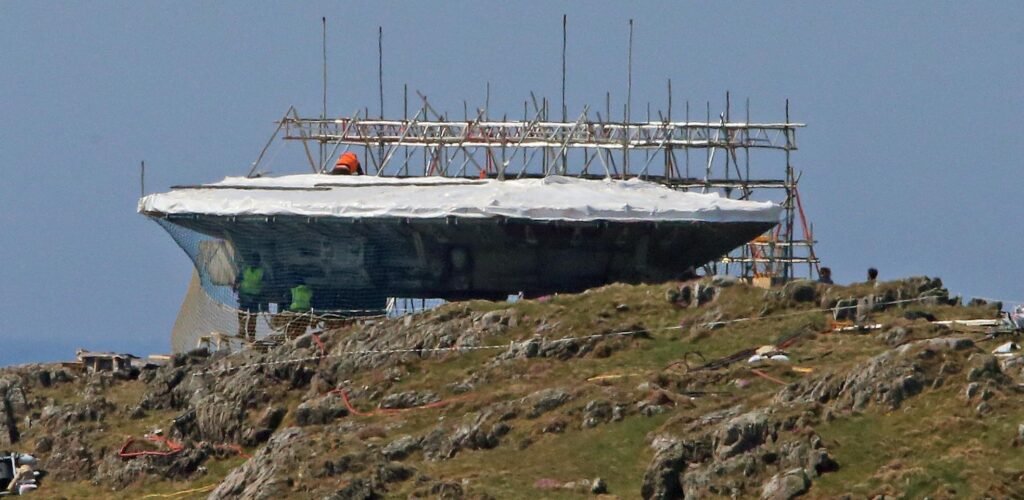 Le Faucon Millénium de Star Wars à Malin Head - Niall Carson
