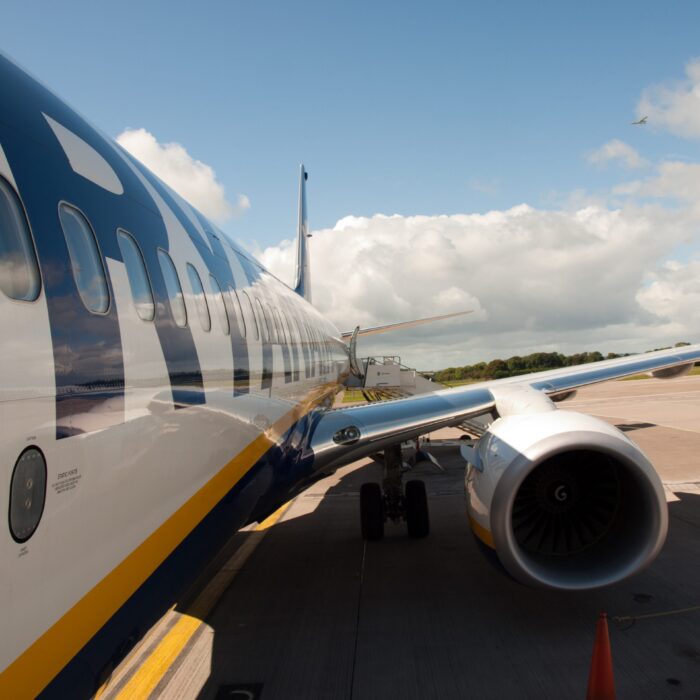 avion ryanair scaled