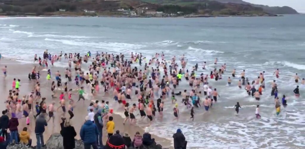 Baignade glacée des irlandais en 2019