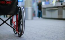 aeroport fauteuil roulant