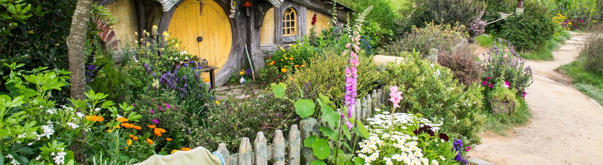 Glenview Gardens & Hobbit House