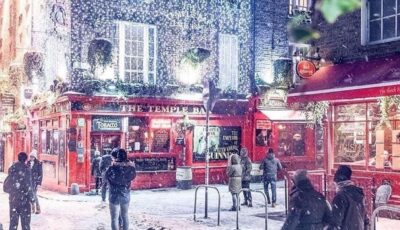 Snow in Temple Bar, Dublin, Ireland - @allexphotography
