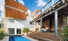 matt damon maison dalkey covid 19