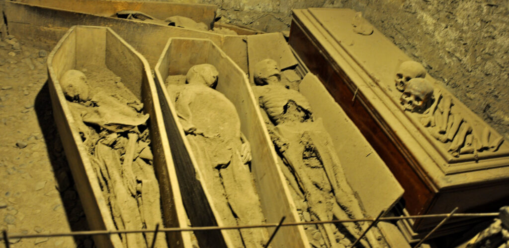 The mommified bodies of St Michan's church - Jennifer Boyer - cc