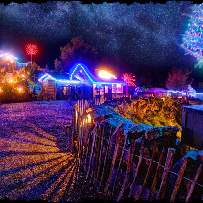 santas cottage 2