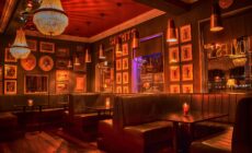 doyles corner pub