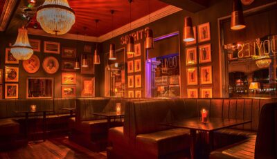 doyles corner pub