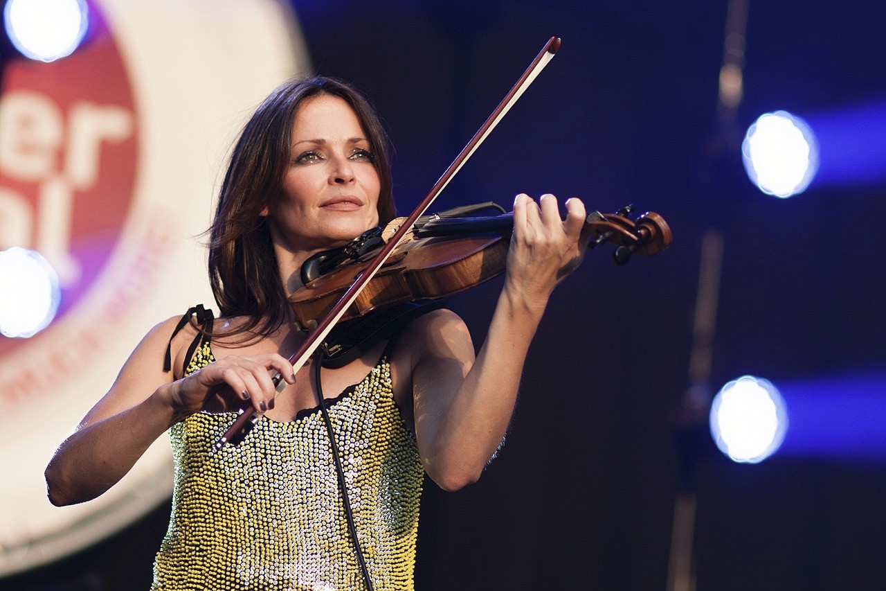 Saron Corr - Sharon Corr @ Brussels Summer Festival 2012 - cc